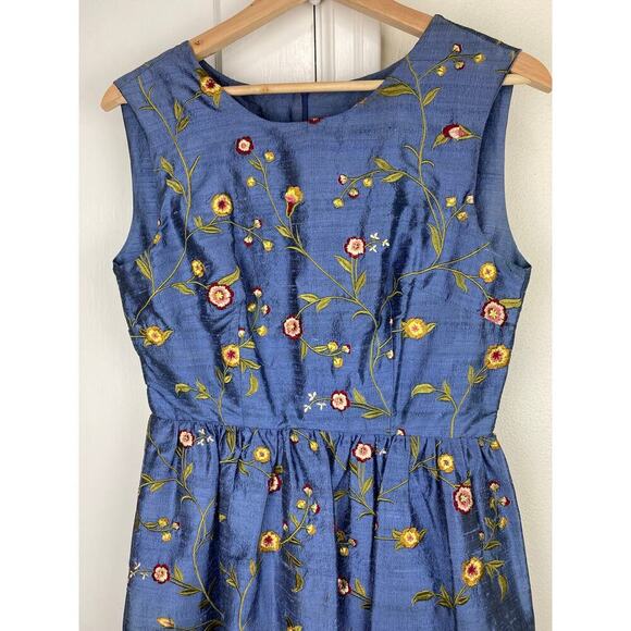 Lena Medoyeff Women's M Blue Embroidered Floral Sleeveless Silk Midi Dress - Picture 7 of 7